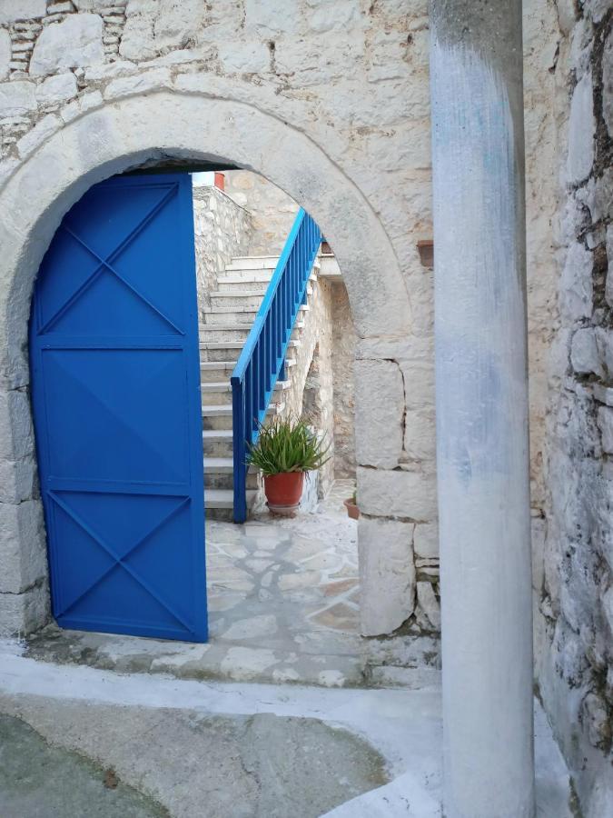 Amphora Guesthouse Himare Ngoại thất bức ảnh