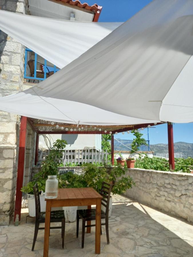 Amphora Guesthouse Himare Ngoại thất bức ảnh