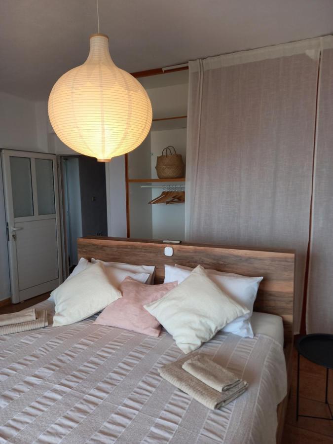 Amphora Guesthouse Himare Ngoại thất bức ảnh