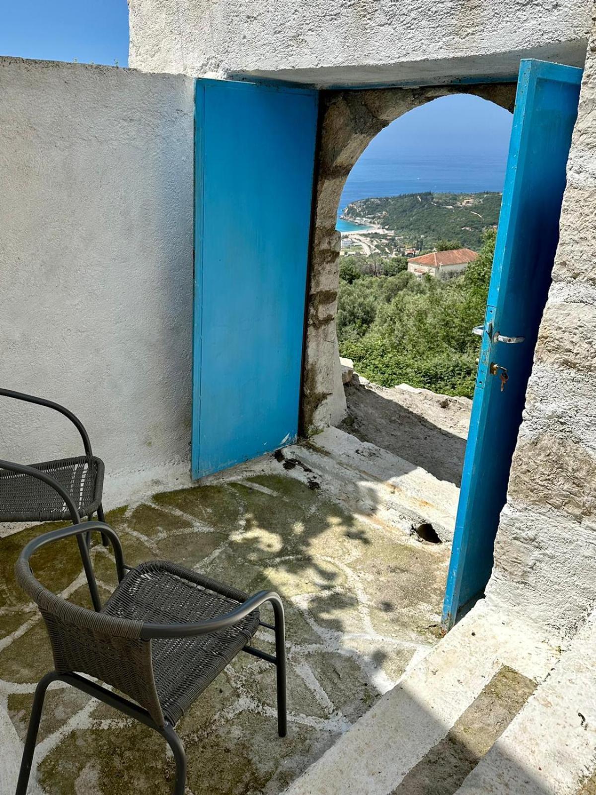 Amphora Guesthouse Himare Phòng bức ảnh